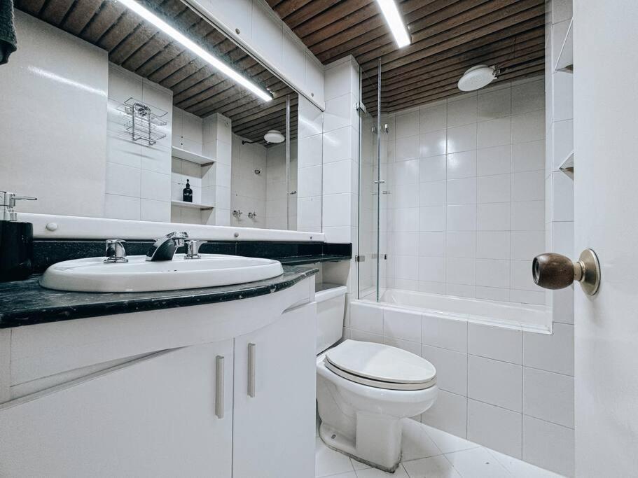 Exclusivo En Poblado Con Ac A 1 Min Provenza Medellín